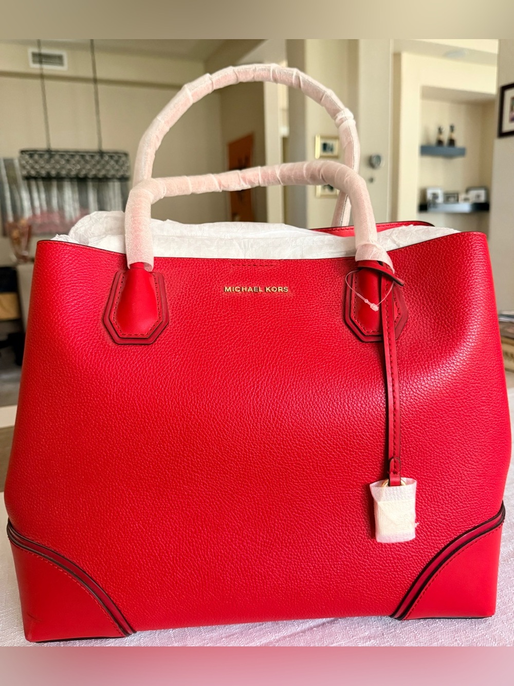 MICHAEL KORS Mercer Gallery center zip leather tote bag in bright red